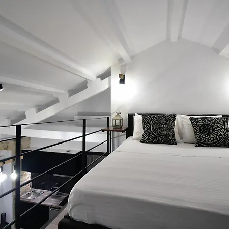Queen 4 In The Heart Of The Corfu Historical Old Town Center Appartement