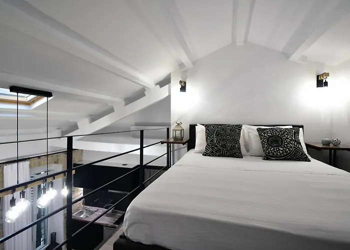 Queen 4 In The Heart Of The Corfu Historical Old Town Center Apartamento
