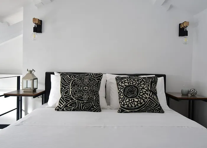 Queen 4 In The Heart Of The Corfu Historical Old Town Center Apartamento *